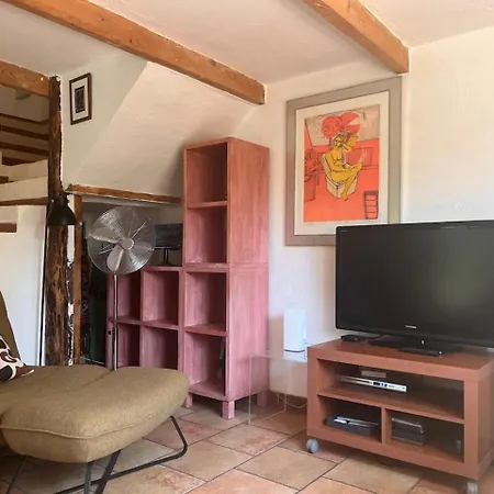 Holiday home Domaine La Cigogne, Provencal House With Pool & Big Garden *